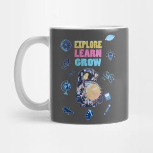 Explore learn crow Mug